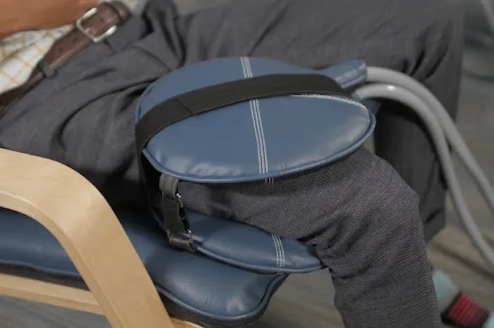 Pulsing the Knees: Positions to Support the Body's Most Complex Joint pulsing the knees